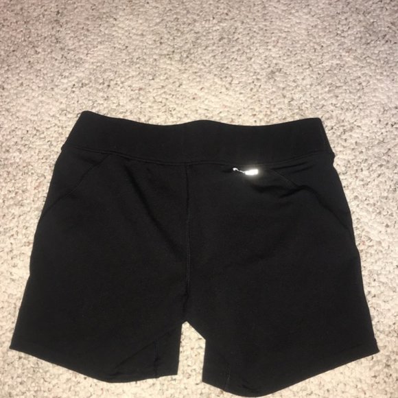 Black Women's Reebok spandex - Picture 2 of 4